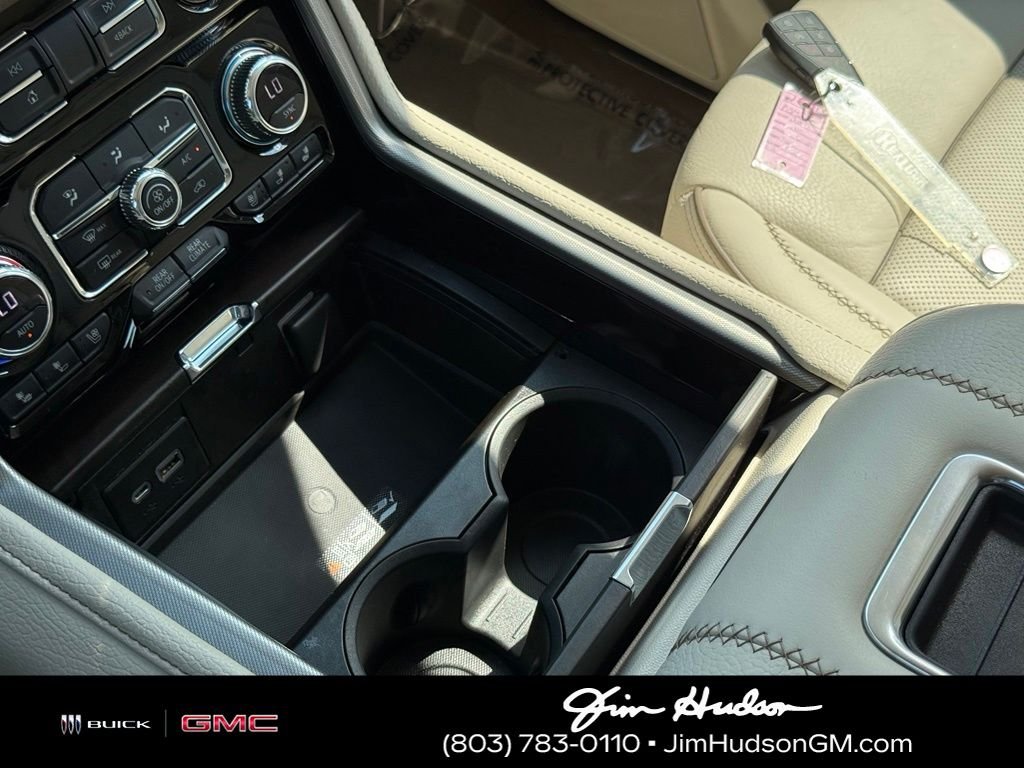 Used 2021 Black GMC Denali image 36