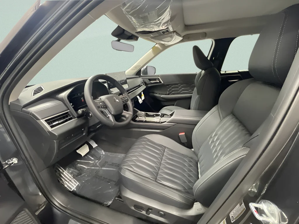 New 2026 Graphite Gray Mitsubishi SEL image 20