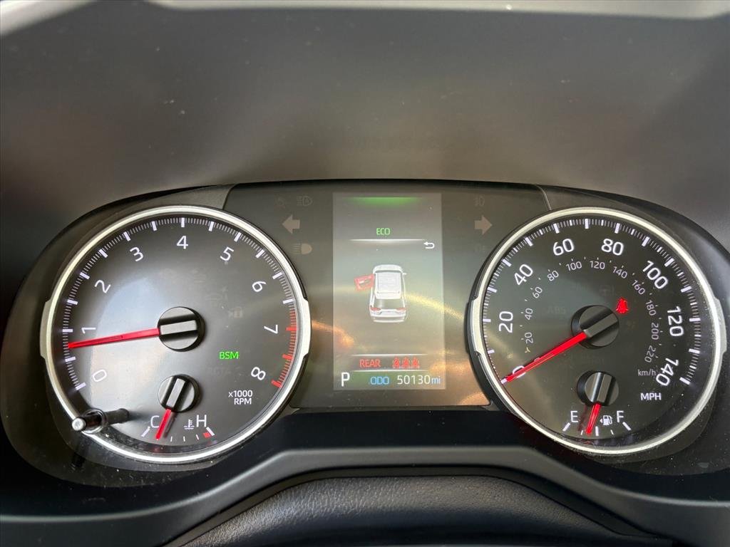 2021 Toyota RAV4 XLE Premium - Photo 7