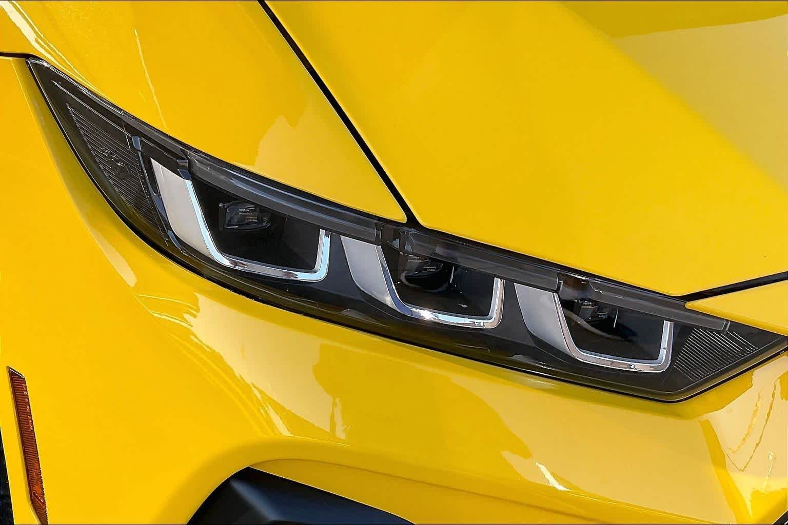 Used 2024 Yellow Splash Metallic Tri-coat Ford GT Premium image 24