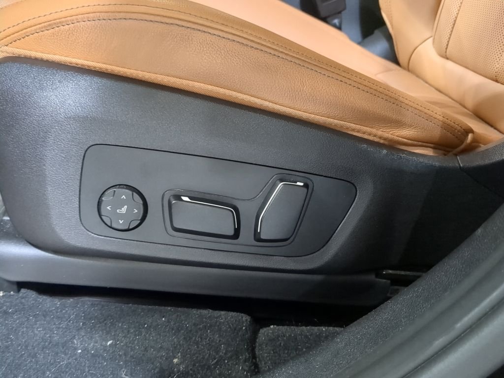 Certified Used 2024 Gray BMW xDrive30i image 15