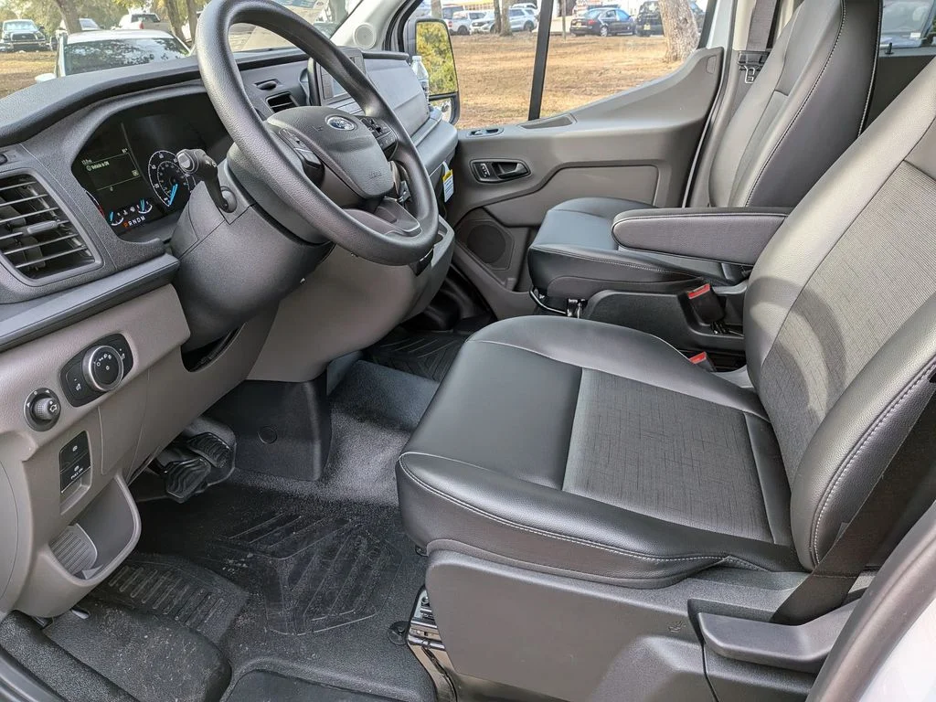 2025 Ford Transit Passenger Van XL - Photo 13