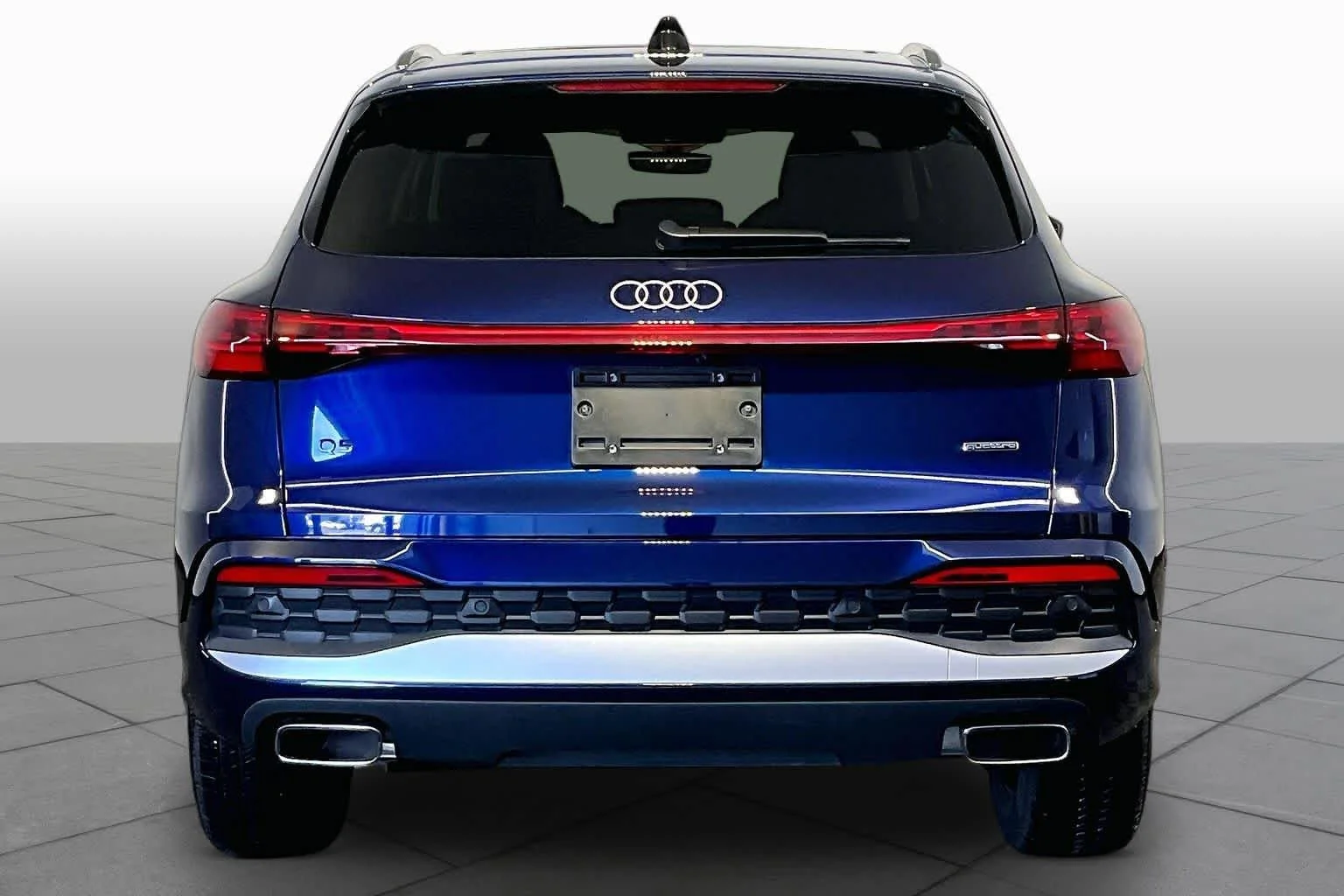 Certified Used 2025 Navarra Blue Metallic Audi Premium Plus image 5