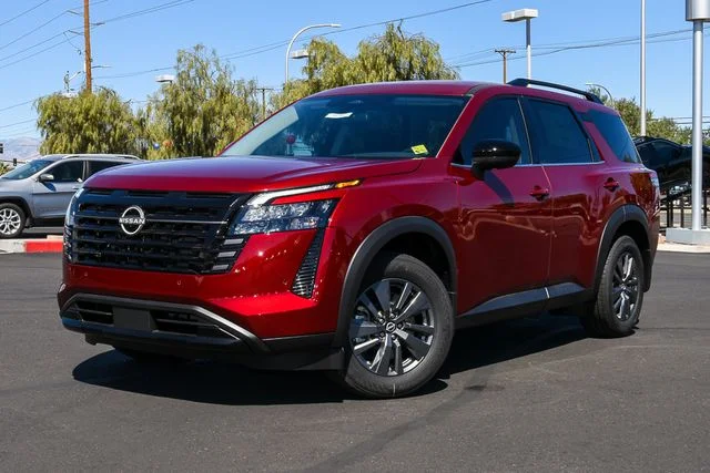 2026 Nissan Pathfinder SV 2WD's photo