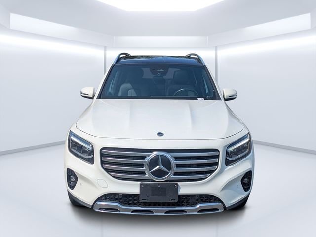 Used 2025 White Mercedes-Benz GLB 250 image 8