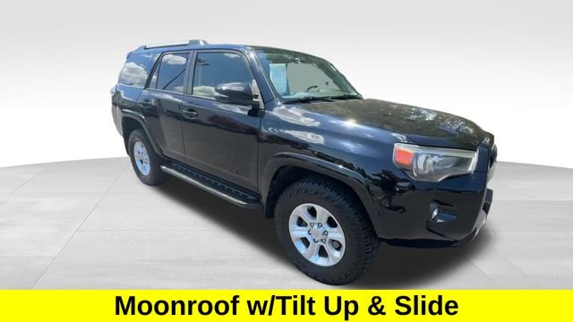 Used 2021 Midnight Black Metallic Toyota SR5 Premium image 9