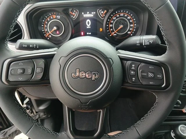 New 2026 Black Clear-Coat Exterior Paint Jeep Sport S image 39