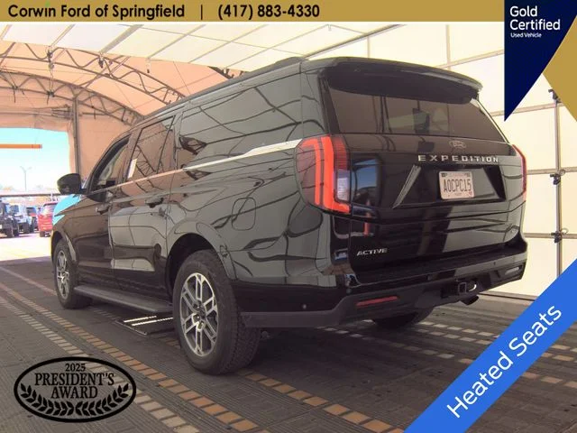 Used 2025 Agate Black Metallic Ford Active image 10