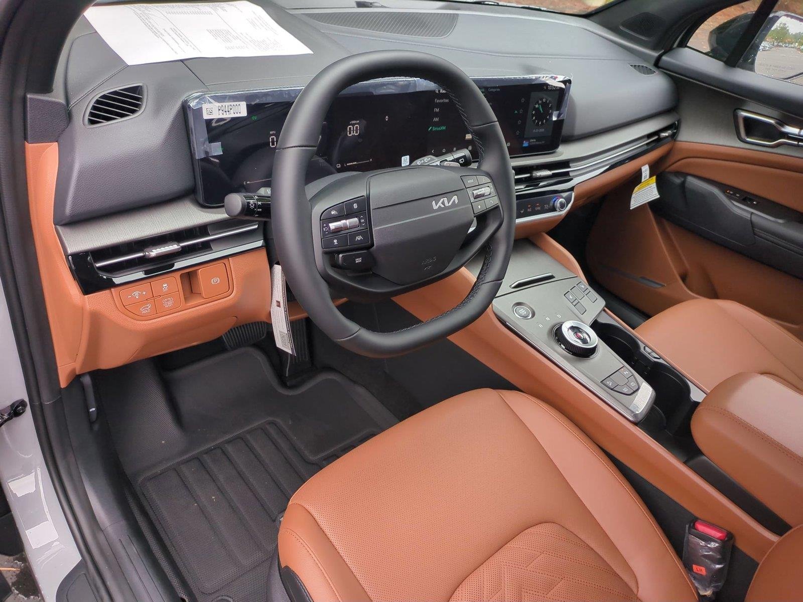 New 2027 WOLF GRAY KIA  image 17