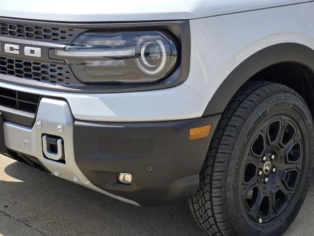 New 2026 Oxford White Ford Badlands® image 25