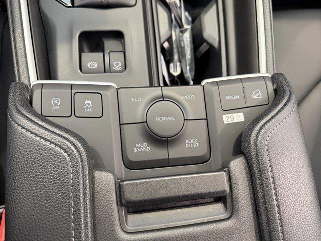 Certified Used 2026 WIND CHILL PEARL Toyota  image 44