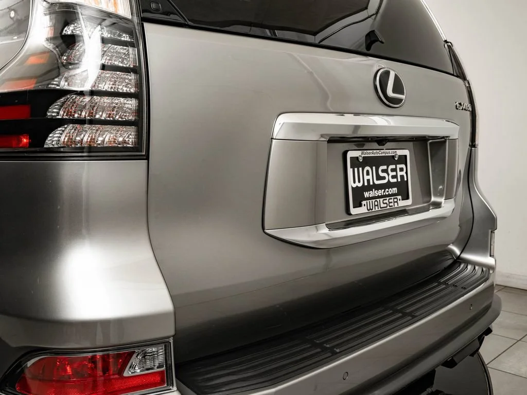 Used 2023 Atomic Silver Lexus 460 image 18
