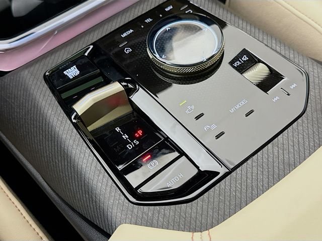 2025 BMW X3 30 - Photo 17