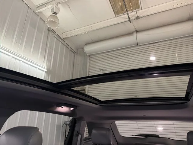 Used 2020 Black Lincoln Reserve image 33