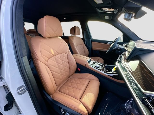 New 2027 White BMW xDrive40i image 23