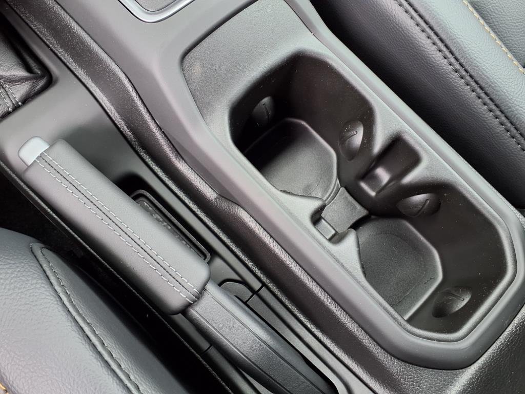 2025 Jeep Wrangler 4-Door Sahara - Photo 16