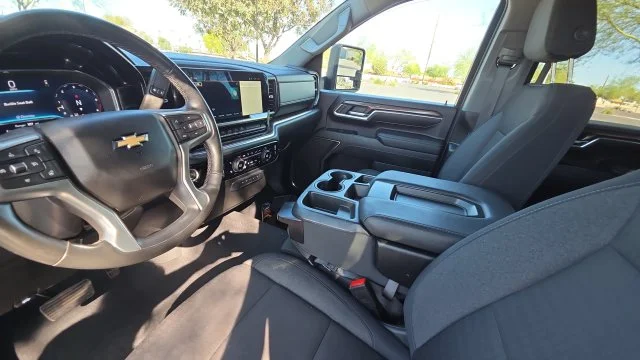 Used 2024 White Chevrolet LT image 15