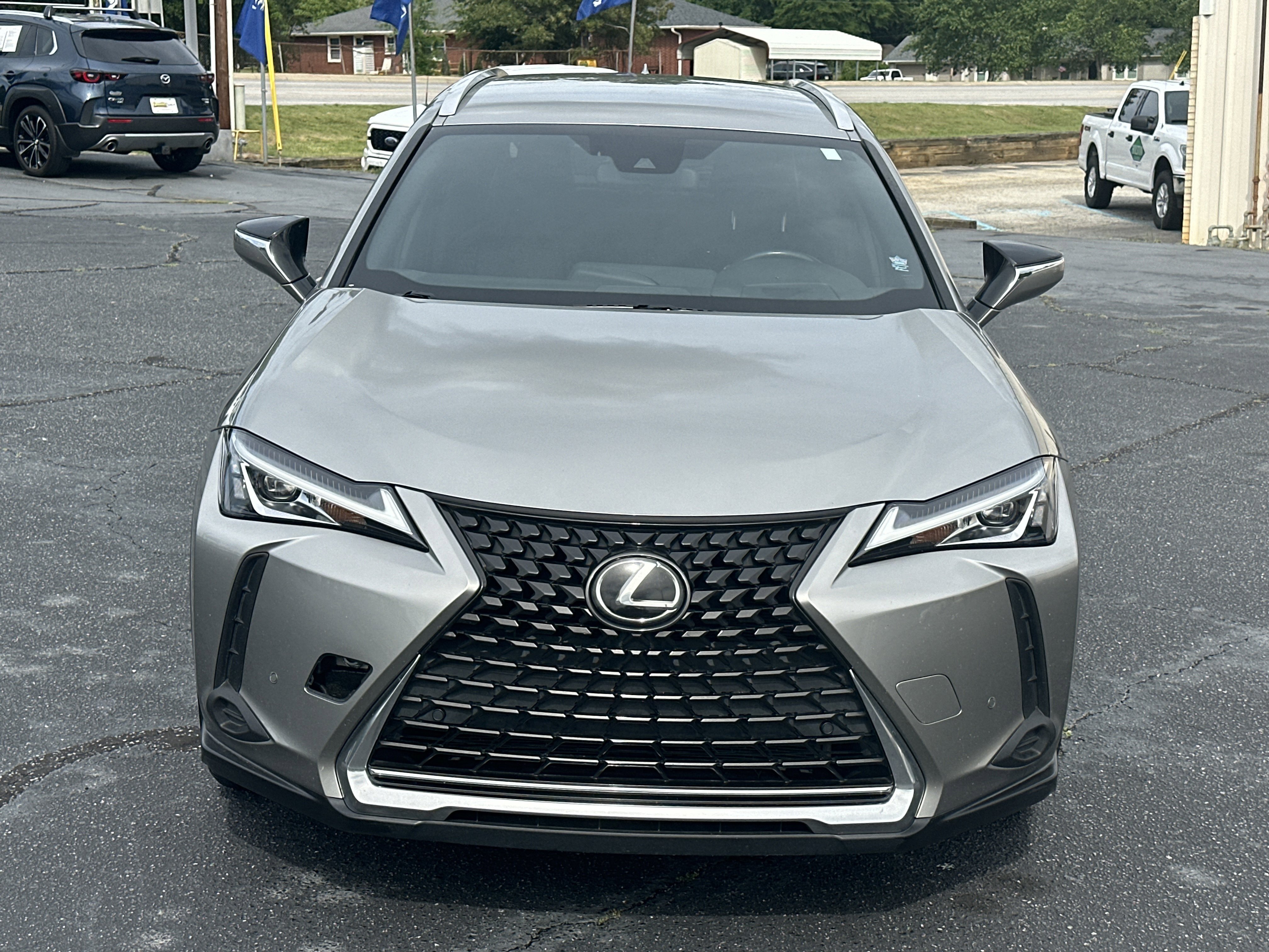 Used 2022 ATOMIC SILVER Lexus UX 200 image 3