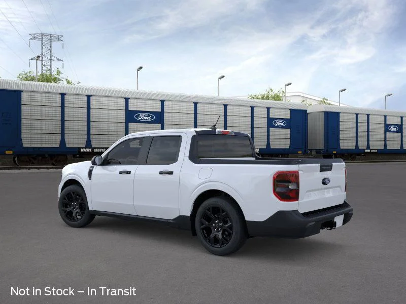 New 2026 Oxford White Ford XLT image 4