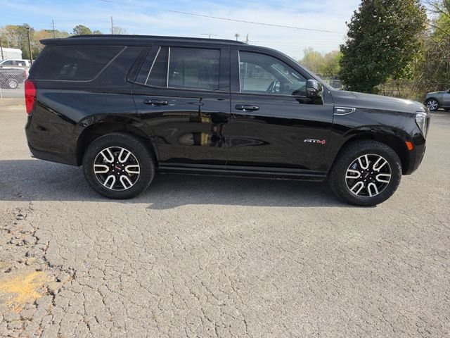 2024 GMC Yukon AT4 - Photo 11