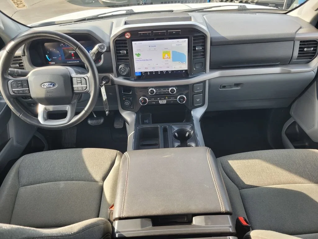 Used 2024 White Ford XLT image 18
