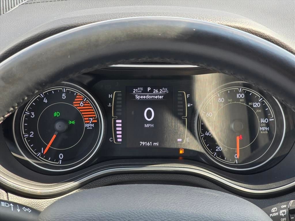 Used 2019 Red Jeep Latitude Plus image 7