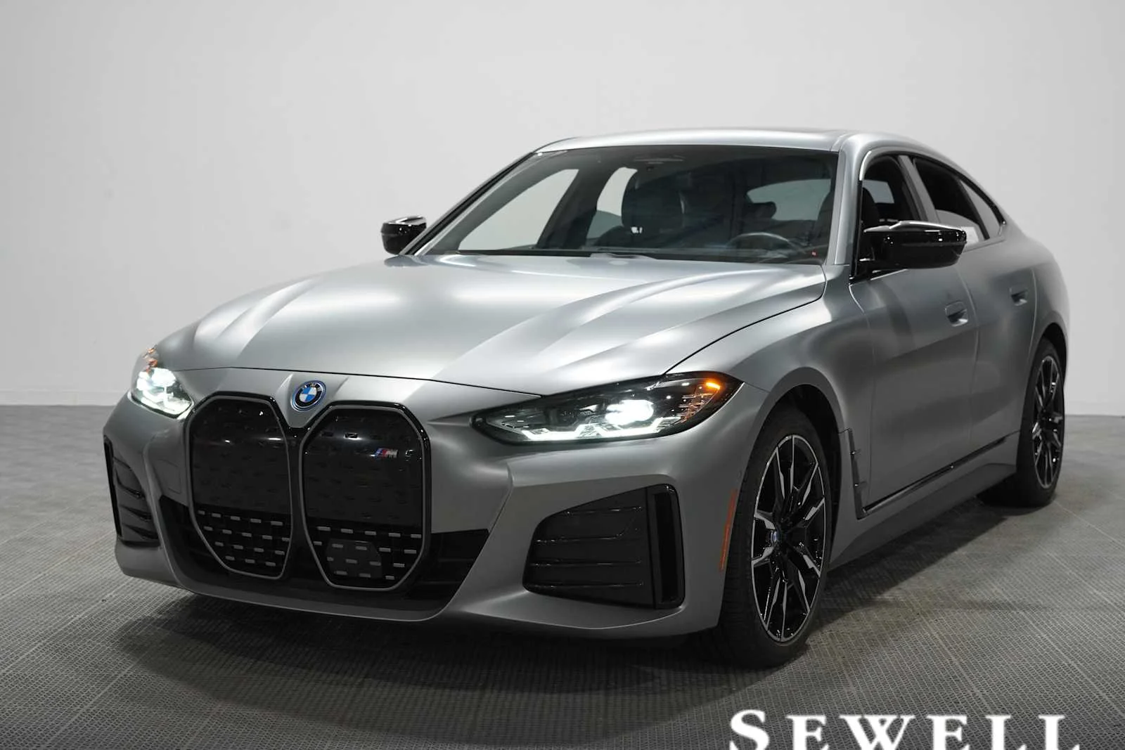 2023 BMW i4 M50
