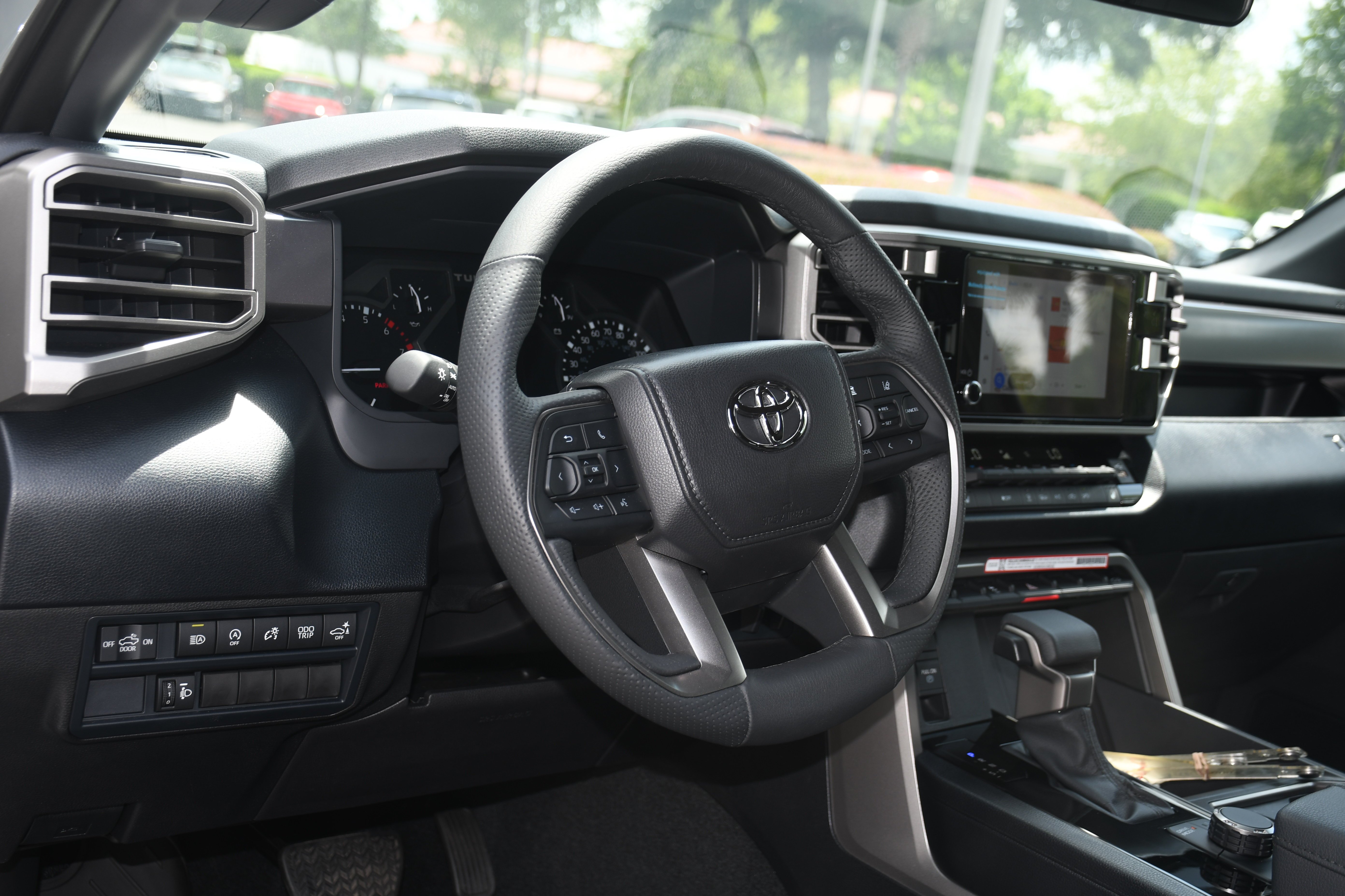 Used 2026  Toyota SR5 image 8