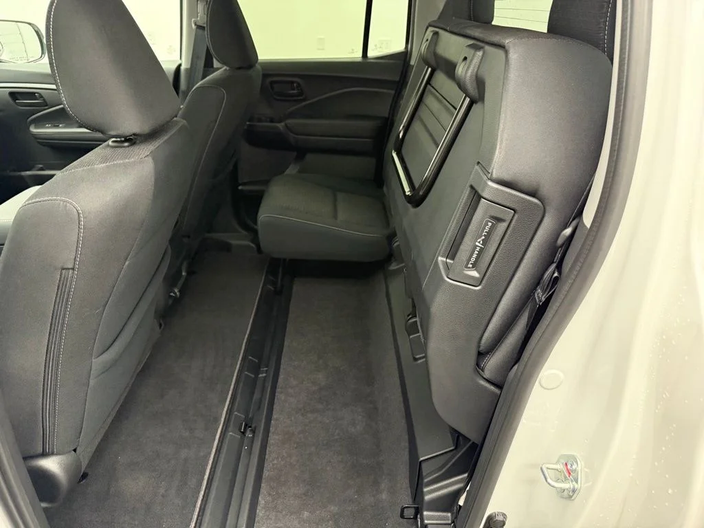 Used 2025 White Honda Sport image 39