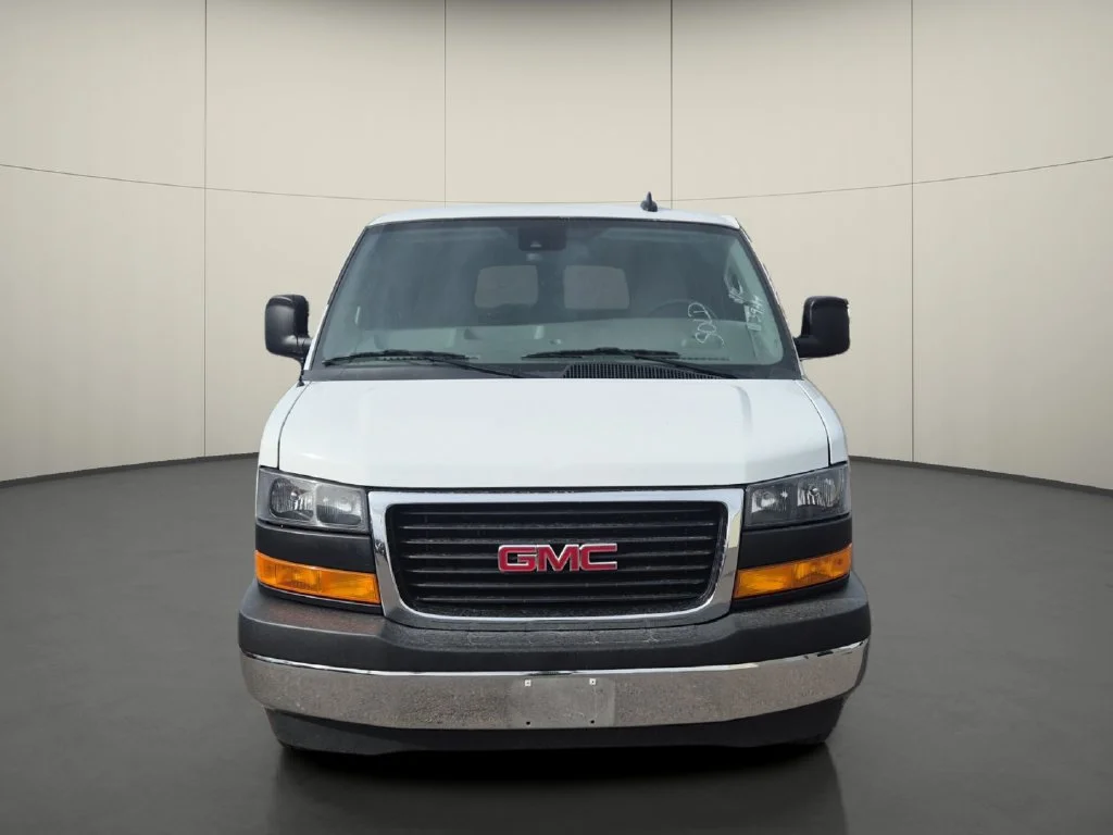 Certified Used 2025 Summit White GMC LT image 2