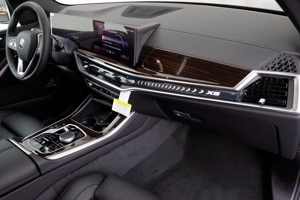 New 2026 Black Sapphire Metallic BMW xDrive50e image 19