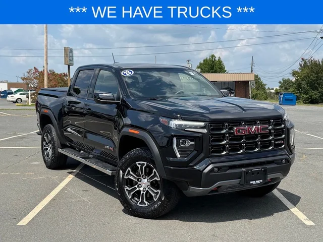 2023 GMC Canyon AT4