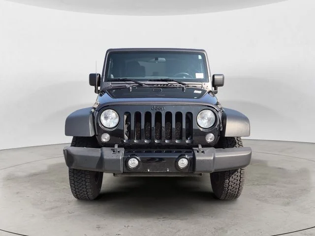 Used 2014 Gray Jeep Sport image 2