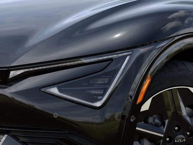 2025 Kia EV6 Wind - Photo 10