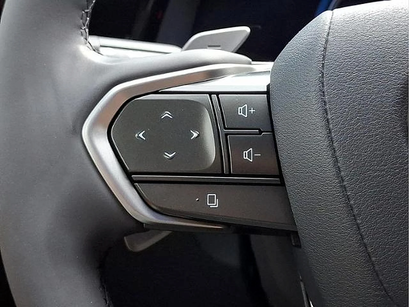 Certified Used 2026 Caviar Lexus Premium image 20