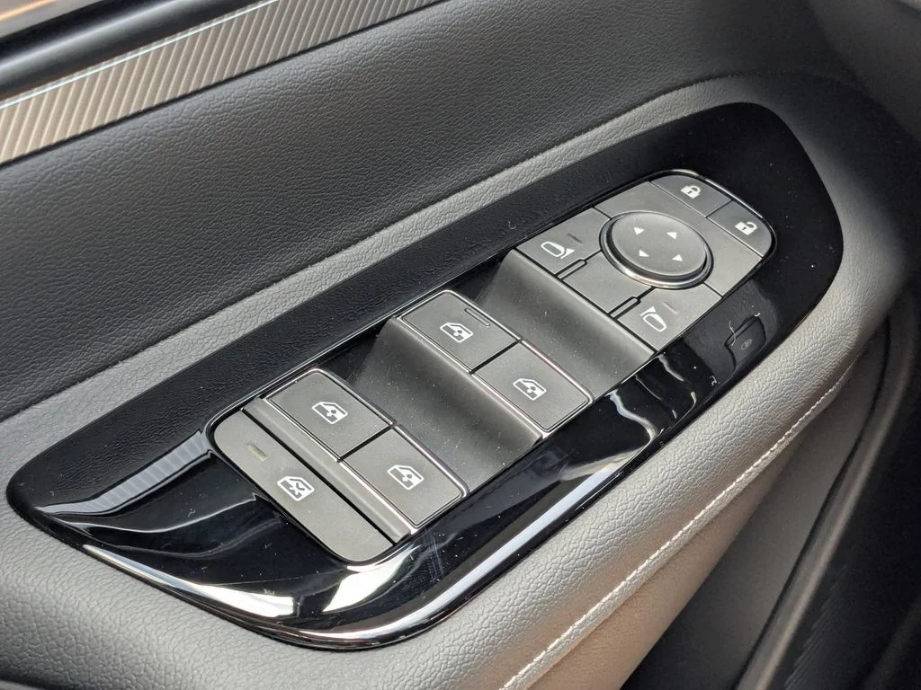 2025 Nissan Murano SL - Photo 27
