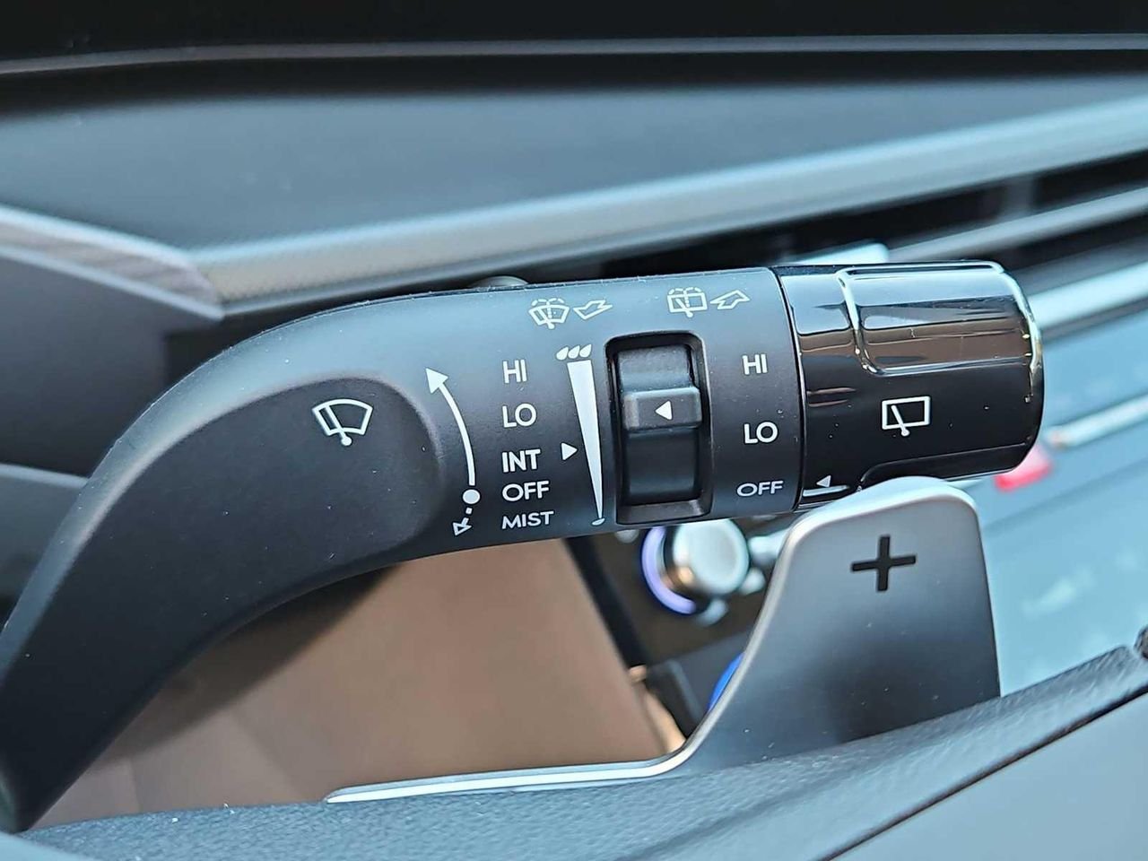 New 2026 Phantom Black Hyundai SEL image 25
