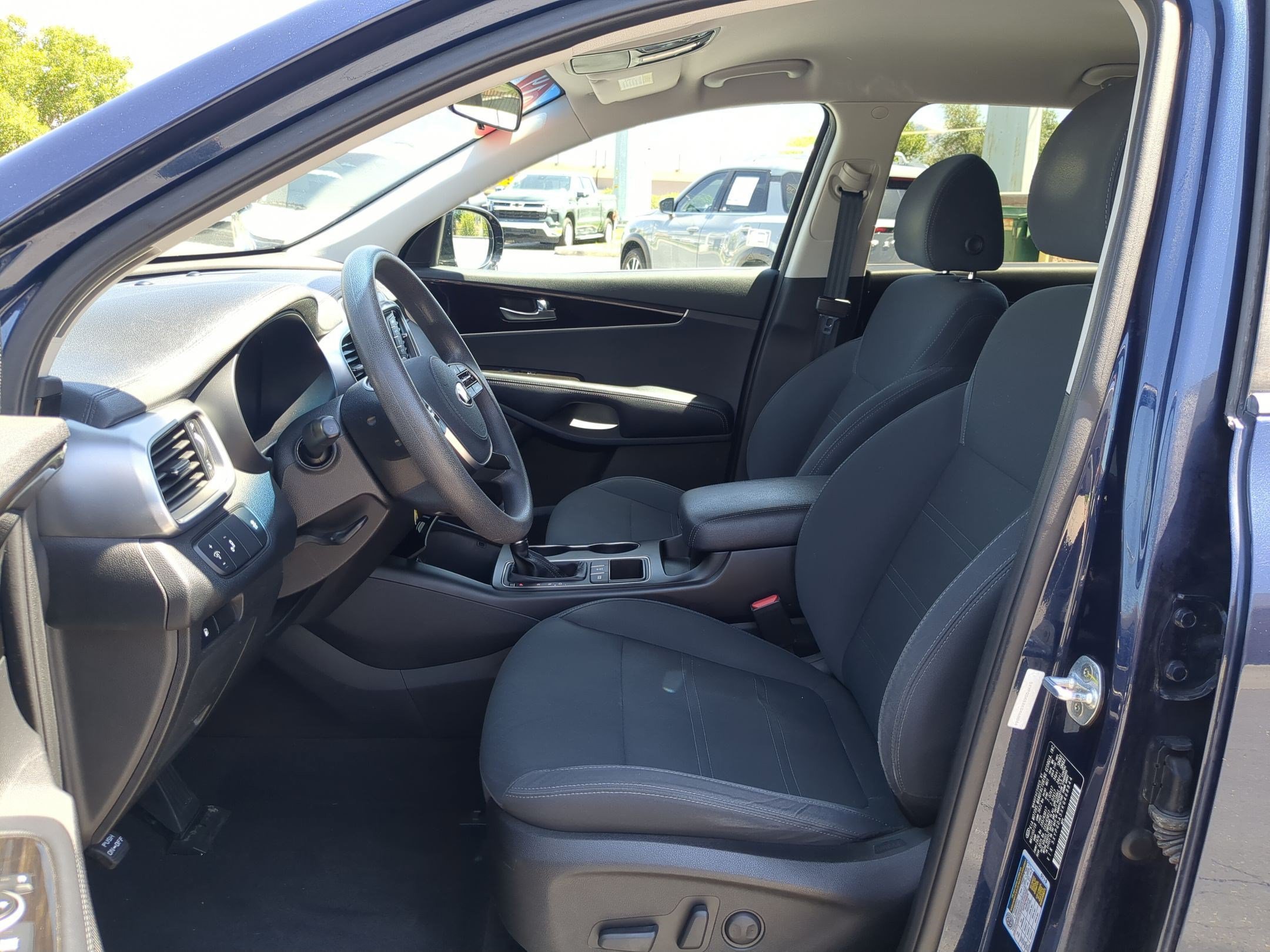 Used 2019 Blaze Blue Kia LX V6 image 23