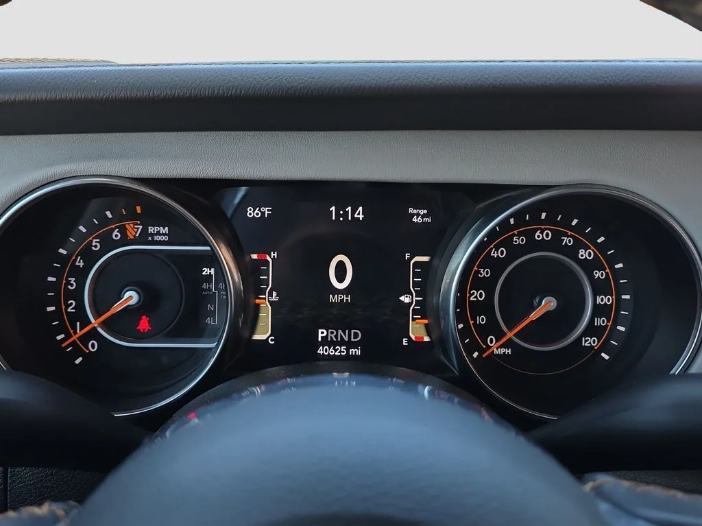 Used 2022 Black Jeep Overland image 10