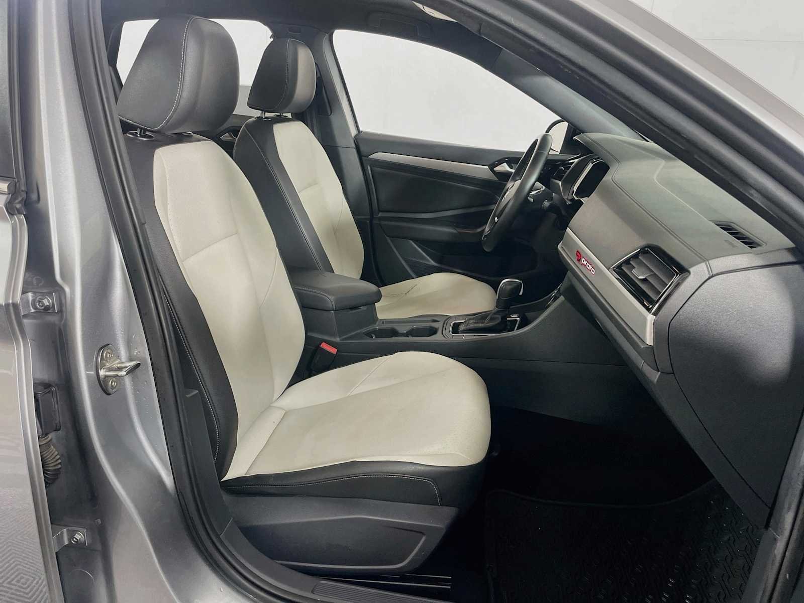 Used 2020 Pyrite Silver Metallic Volkswagen R-Line image 26