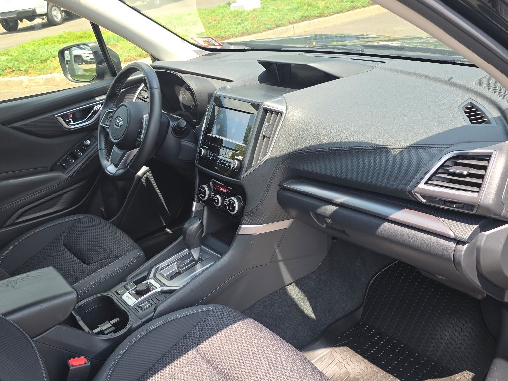 Used 2020 Black Subaru Premium image 16