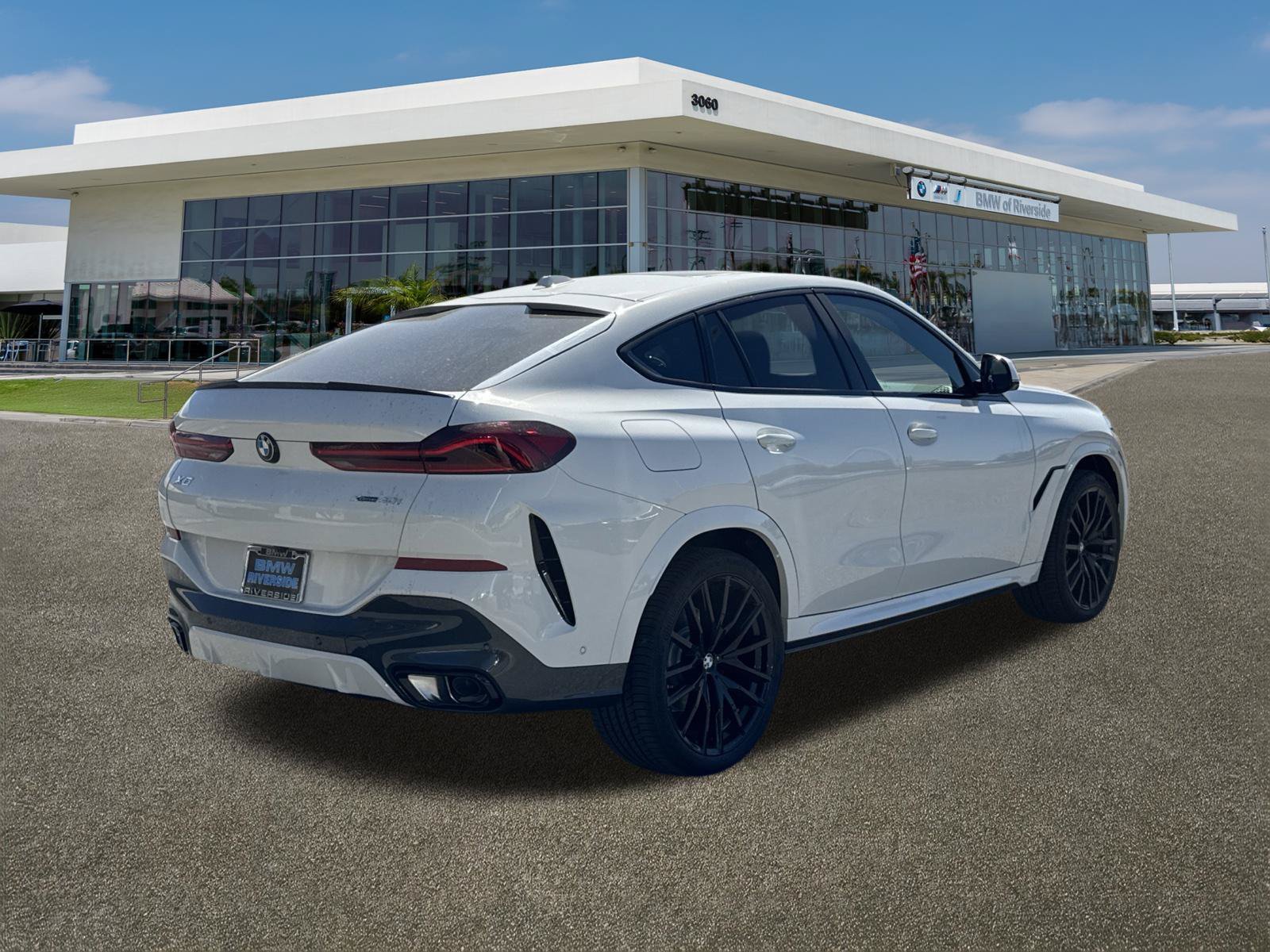 New 2027 Alpine White BMW xDrive40i image 9