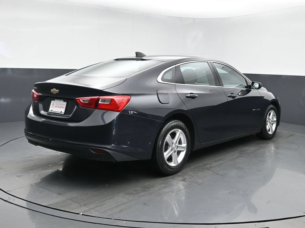 Used 2022 Gray Chevrolet LS image 20