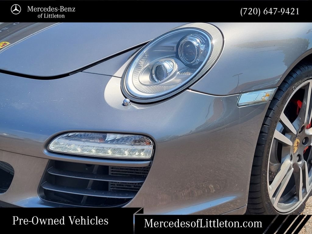 Used 2011 Gray Porsche Carrera 4S image 8