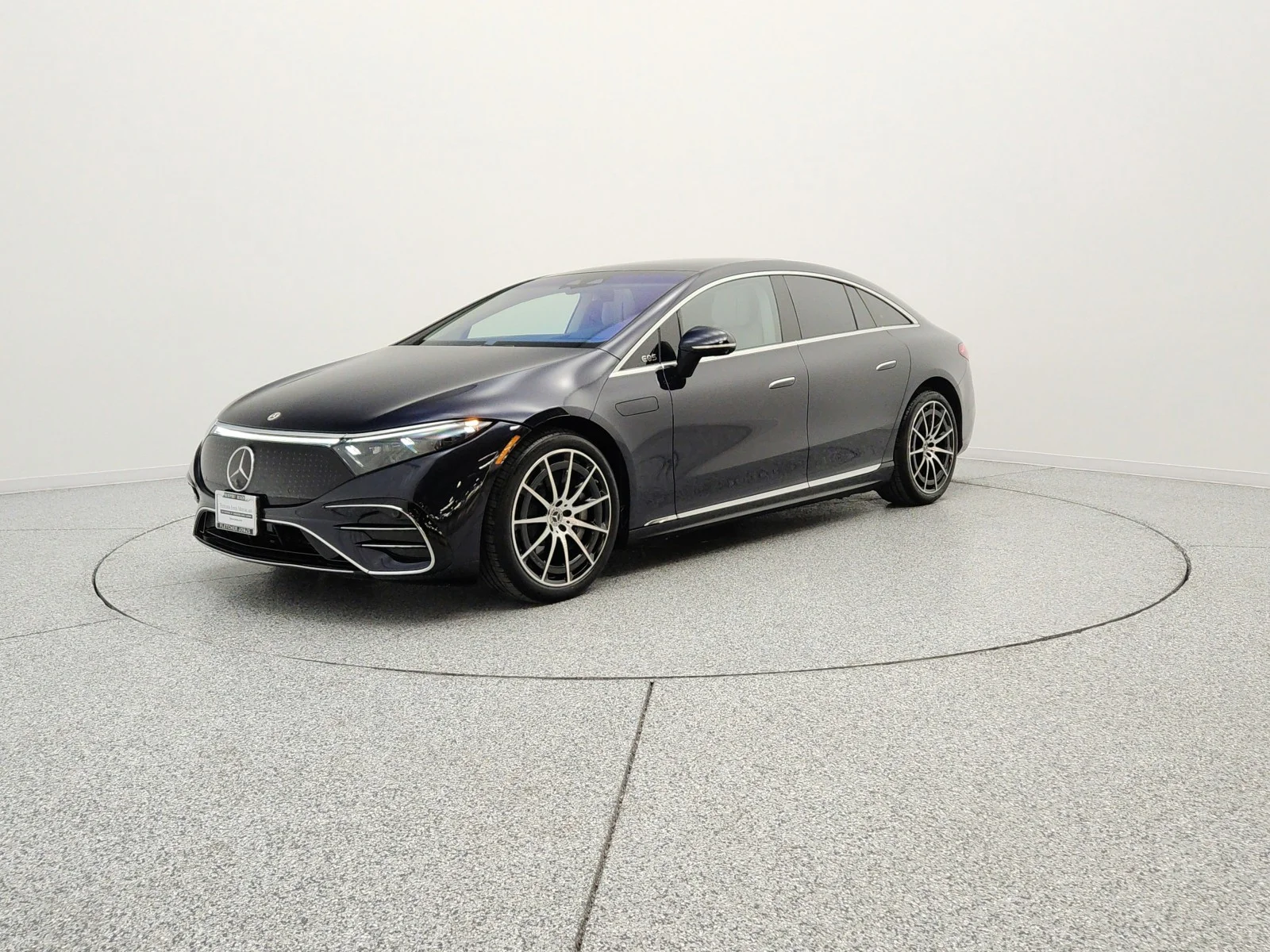 Used 2023 Nautical Blue Metallic Mercedes-Benz EQS 580 4MATIC® Sedan image 1