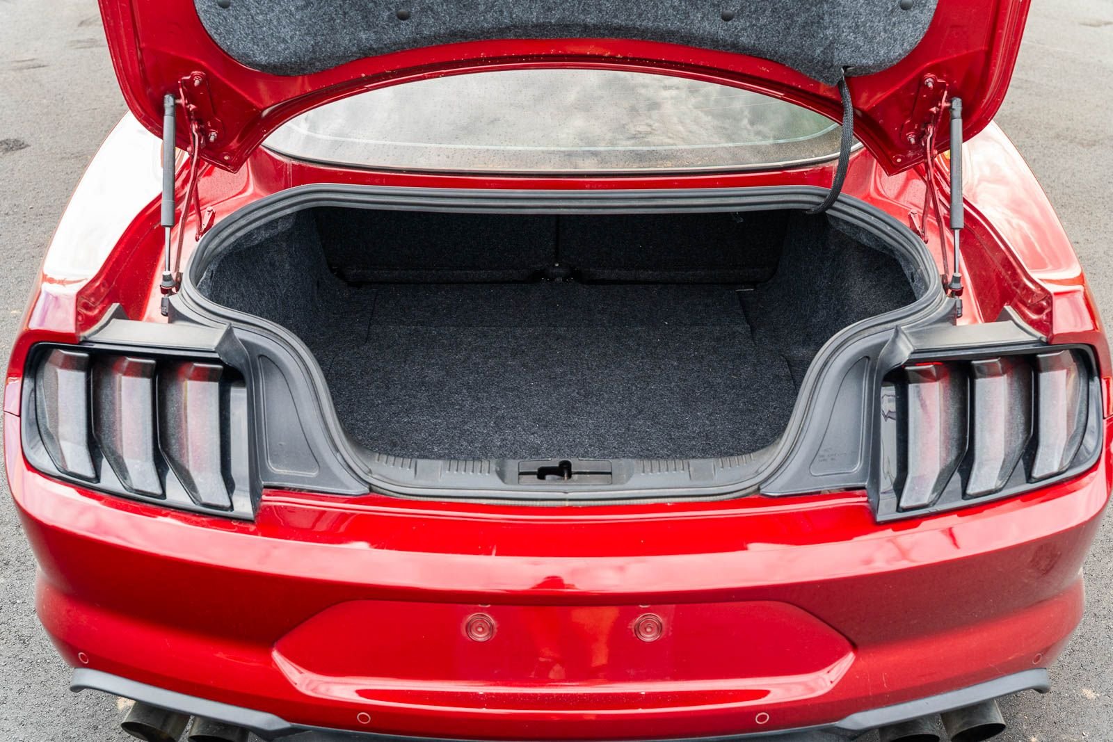 Used 2019 Red Ford GT Premium image 14