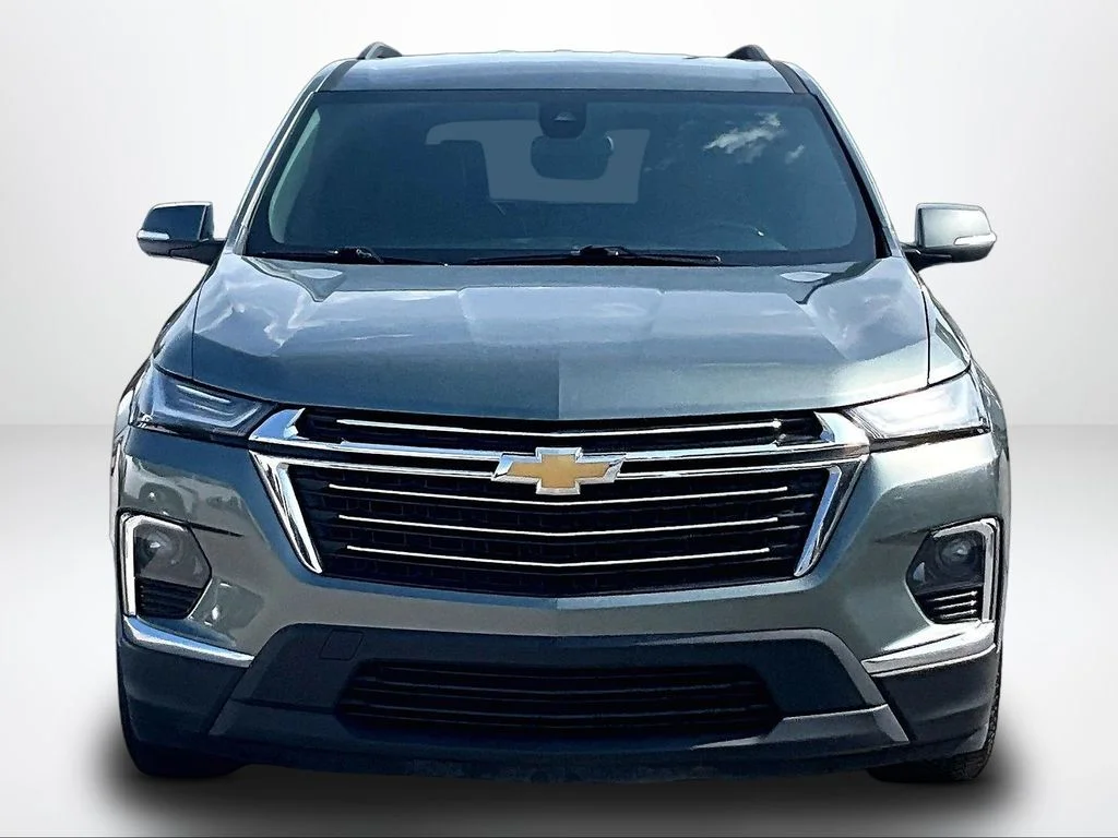 Used 2022 Green Chevrolet LT Leather image 4