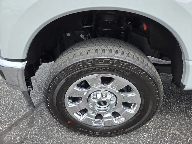 Used 2026 White Ford Lariat image 25