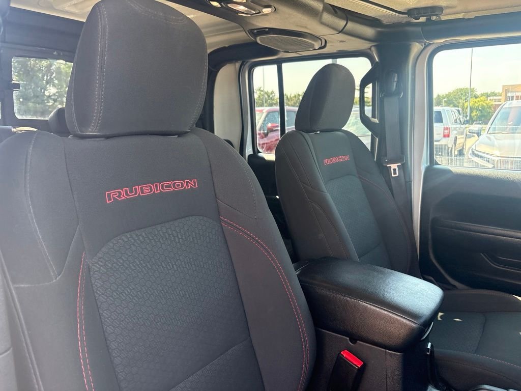 Used 2022 Silver Zynith Clearcoat Jeep Rubicon image 25