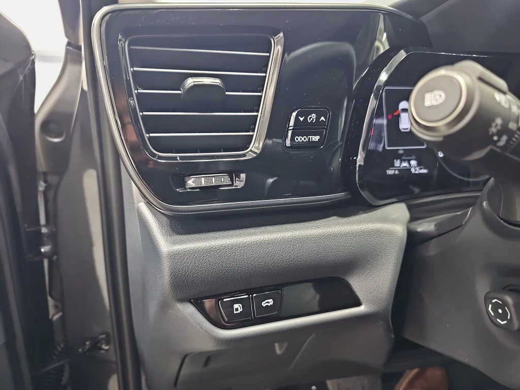 New 2026 Cloudburst Gray Lexus PREMIUM image 25